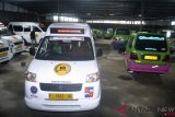 Angkot Modern Mulai Beroperasi