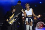 Lagu Agnez Mo 