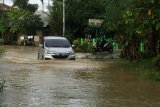 Jalan Air Paku Kuranji langganan banjir