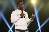 Kevin Hart memilih mundur jadi pembawa acara