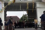 Pasangan pengantin Puro Pakualaman menjalani prosesi panggih