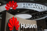 Gedung Putih akan capai tenggat dua-tahun larang kontrak dengan Huawei