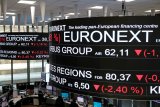 Saham Prancis berakhir melemah