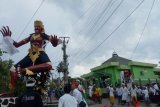 Umat Hindu arak ogoh-ogoh di Palembang