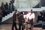 Habibie buka Festival Wastra Nusantara di Bogor