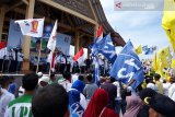 Ribuan massa hadiri kampanye Prabowo-Sandi di Karimun