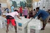 Trans Mimika kerahkan helikopter angkut logistik pemilu ke pedalaman