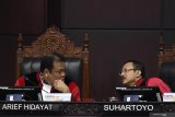 Kepala desa gugat UU COVID-19 khawatirkan dana desa