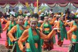 Seribu penari mayang rontek warnai festival budaya  Majapahit