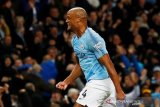 Vincent Kompany resmi meninggalkan City