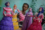 Produksi busana muslim untuk boneka barbie