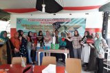 Payakumbuh bekali anak putus sekolah keterampilan merajut