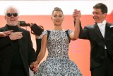 Antonio Banderas dan Penelope Cruz reuni di karpet merah Cannes