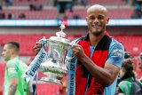 Kompany tinggalkan City setelah 11 tahun