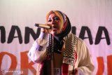 Dana yang terkumpul dari konser kemanusiaan Melly Goeslaw