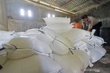 Polisi gerebek rumah produksi minuman keras ilegal di Manokwari