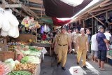 Bupati wajibkan penggunaan minyak kelapa lokal