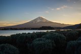 Musim pendakian di Gunung Fuji dibatalkan disebabkan virus corona