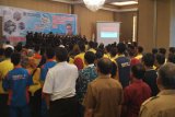 Peserta heran lirik lagu Indonesia tiga stanza pada penutupan LKS SMK Sumbar