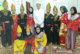 Pertama kalinya, Tim Safari Ramadhan Pesisir Selatan disambut Tari Galombang