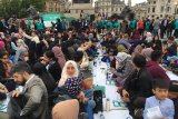 Suasana buka puasa di Trafalgar Square London