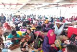 255 penumpang arus balik diberangkatkan dari Pelabuhan Simboro ke Balikpapan