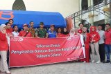 Telkomsel area Pamasuka salurkan bantuan korban banjir