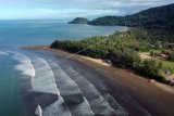 Jalan menuju Pantai Air Manis bakal dilebarkan