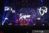 Super Junior tampil energik saat menyapa penggemar di 