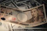 Dolar AS di Tokyo diperdagangkan di atas 108 yen