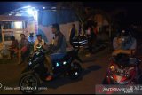 Warga Bitung berlarian karena takut tsunami