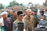 Atasi macet, pasar tumpah di pinggir  Jalur Lintas Sumatera digeser