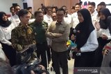 Menpora beri kejutan spesial kepada anggota Paskibraka
