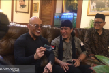 Ditawari umrah, Deddy Corbuzier minta ongkosnya untuk sepuluh orang tak mampu