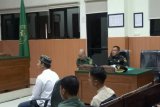 Oknum TNI pemutilasi kasir minimarket menangis di sidang