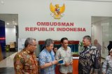 PLN klarifikasi anggapan pemotongan gaji karyawan
