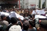Bupati tegaskan tahapan Pilhut tetap berjalan