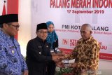 29 pendonor darah asal Kota Malang terima cincin emas