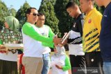 Pemkab Lutim beri penghargaan kepada atlet berprestasi