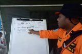 Serpihan diduga pesawat twin otter hilang kontak ditemukan