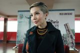 Desainer Mayaratih pamerkan kain tenun Toraja di JFW 2019
