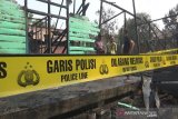 Seorang warga di Kapuas bakar rumah sendiri