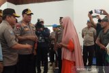 Kapolda Papua kunjungi pengungsi kerusuhan Wamena di Sentani