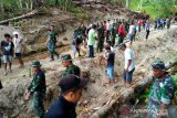 TNI bersama masyarakat Sangihe gotong royong buka jalan baru