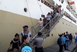 Pengungsi Wamena asal Maluku Utara tiba di Ternate