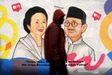 Mural cinta Habibie Ainun