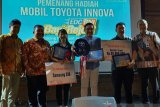 BNI Makassar manjakan mitranya dengan pemberian hadiah menarik