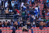Penonton rusuh, Laga liga Meksiko dihentikan