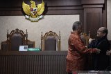 Menteri BUMN: Tunggu putusan tim penilai terkait Sofyan Basirr