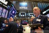 Wall Street ditutup naik ditopang harapan perdagangan, data pekerjaan